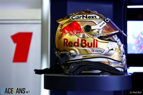 max verstappen helmet 2022.